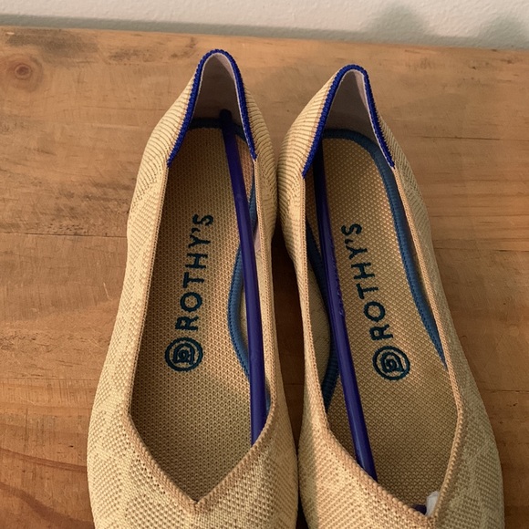 Rothy’s Sahara Gold Point Flats - Size 8 NWT - Picture 3 of 7